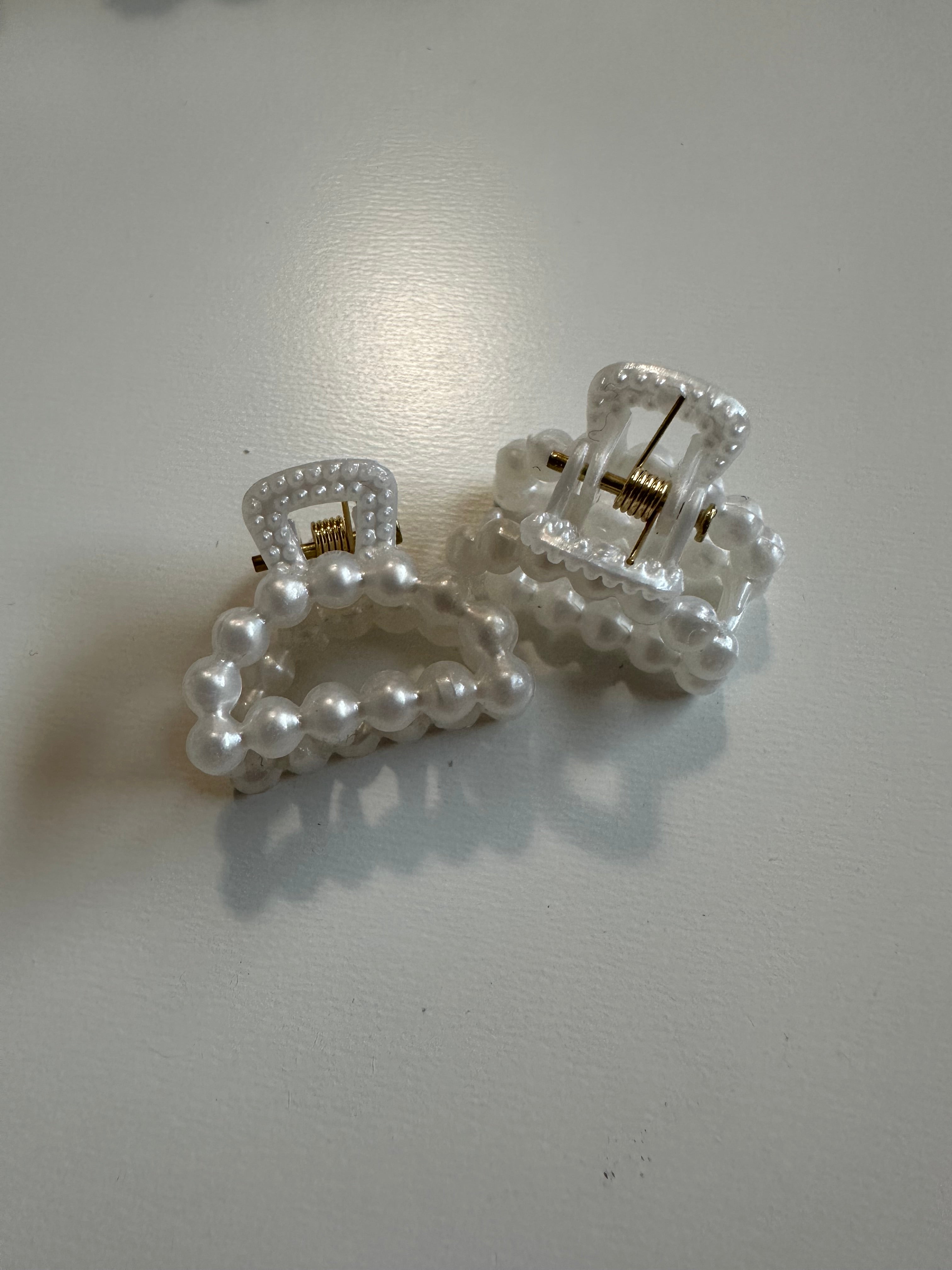 Mini Pearl Claw Clip Set